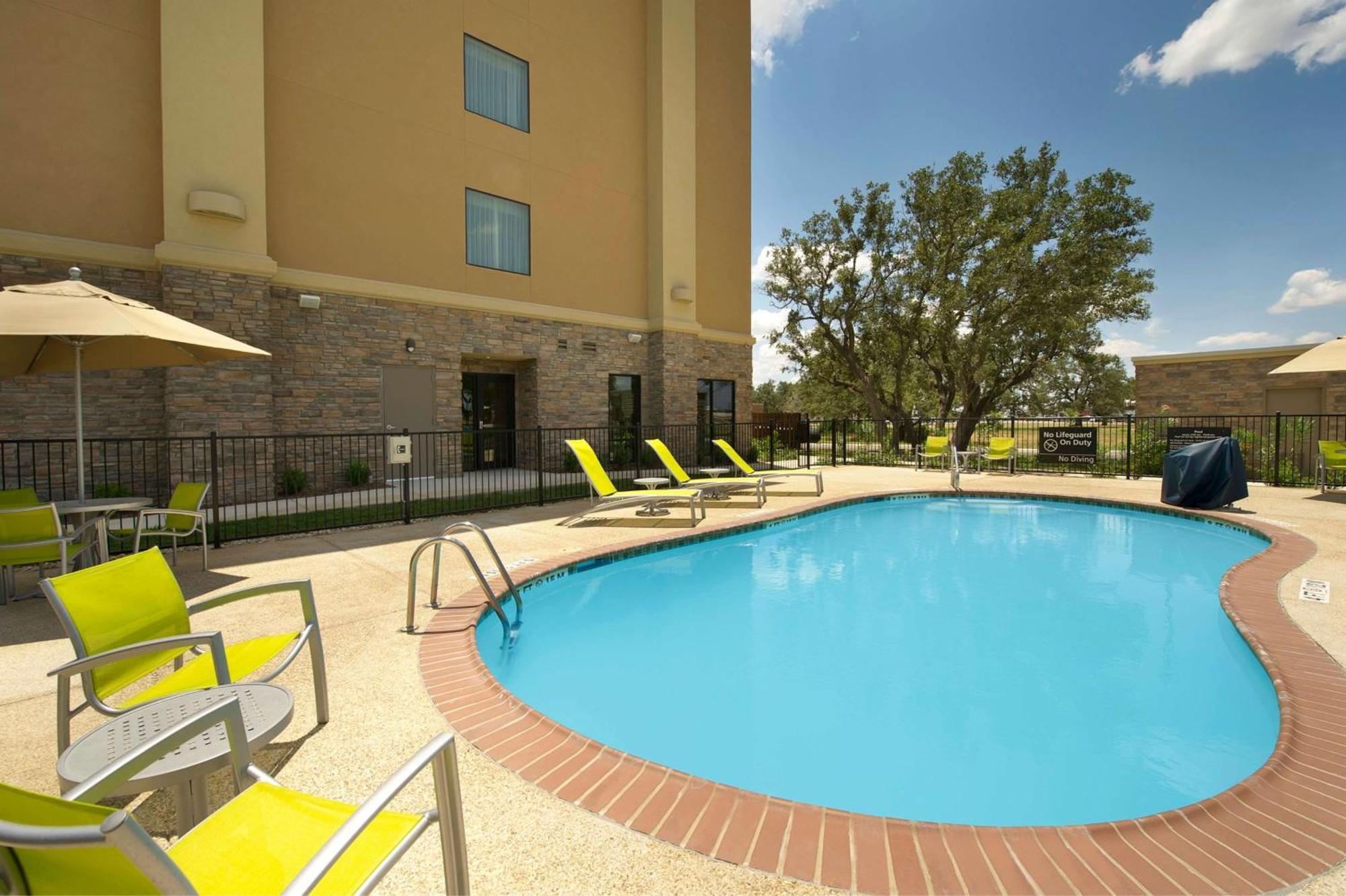 Hampton Inn Uvalde Exteriör bild
